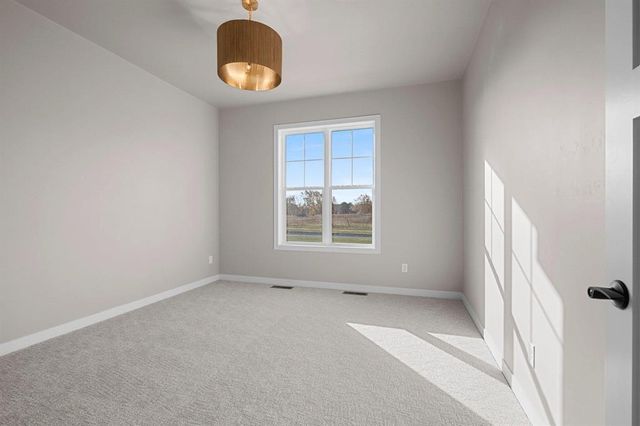 2864 ELM TREE, Howard, WI 54313