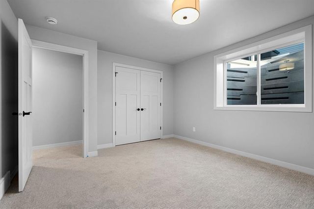 2864 ELM TREE, Howard, WI 54313