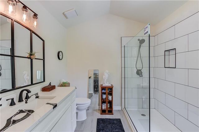 1023 Laurel Green Lane, Sugar Hill, GA 30518