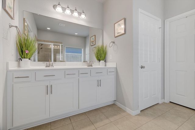 16514 Twinwalker Drive, Houston, TX 77049