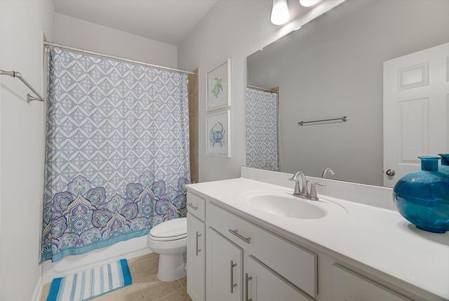 16514 Twinwalker Drive, Houston, TX 77049