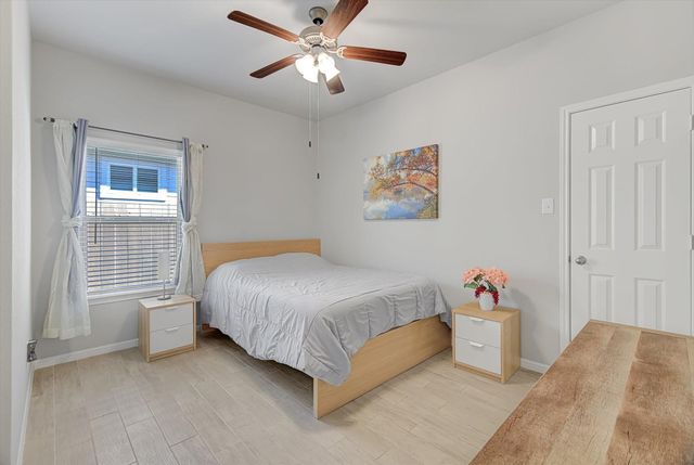 16514 Twinwalker Drive, Houston, TX 77049