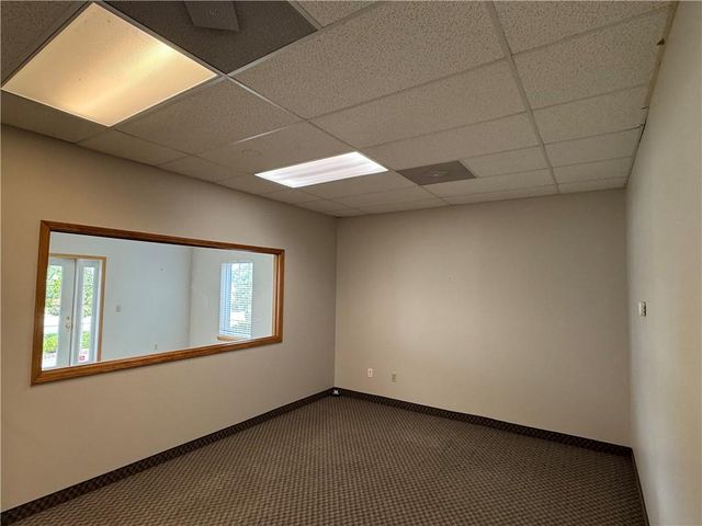 1604 NW Mock Avenue, Blue Springs, MO 64015