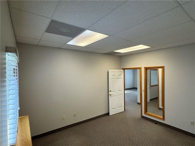 1604 NW Mock Avenue, Blue Springs, MO 64015