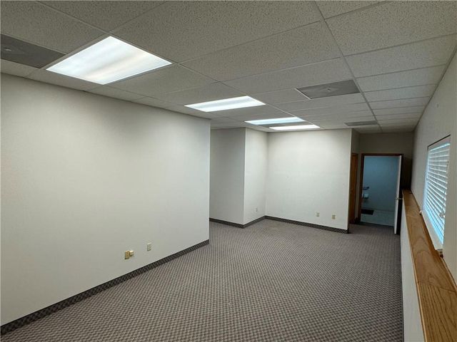 1604 NW Mock Avenue, Blue Springs, MO 64015