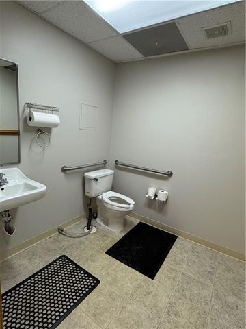 1604 NW Mock Avenue, Blue Springs, MO 64015