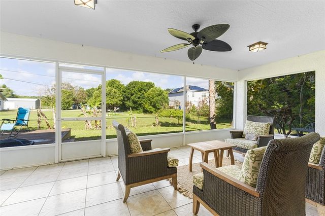 8755 91st Avenue, Vero Beach, FL 32967