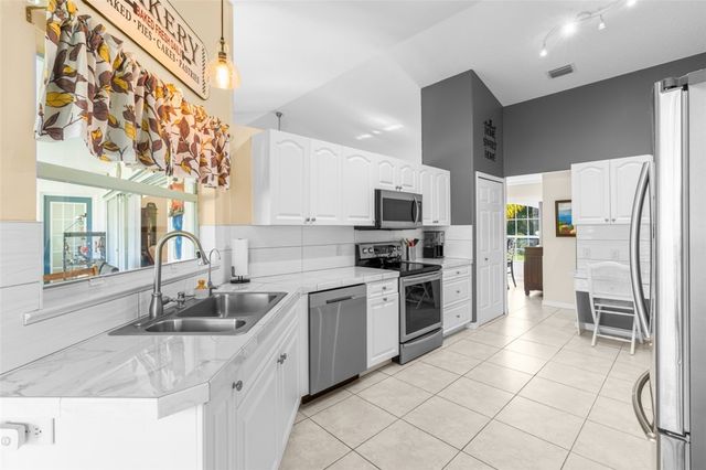 8755 91st Avenue, Vero Beach, FL 32967