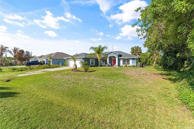 8755 91st Avenue, Vero Beach, FL 32967