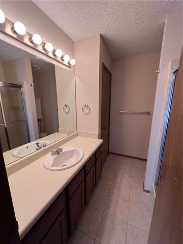 604 N 35th Street, Rogers, AR 72756