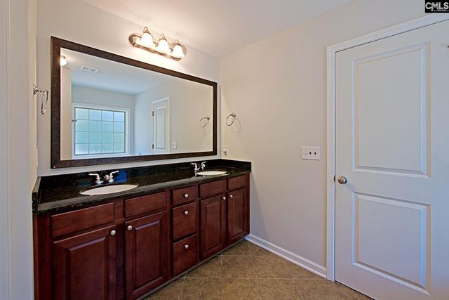 29 Genesis Ln, Camden, SC 29020