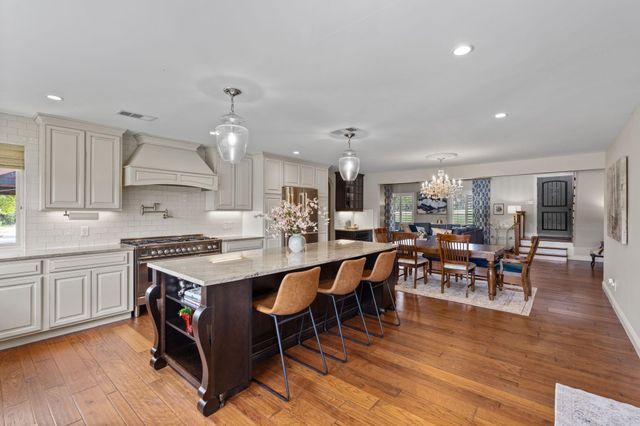 14909 Fitzhugh RD B, Dripping Springs, TX 78736