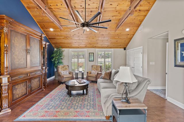 14909 Fitzhugh RD B, Dripping Springs, TX 78736