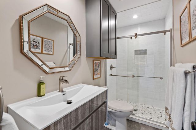 14909 Fitzhugh RD B, Dripping Springs, TX 78736