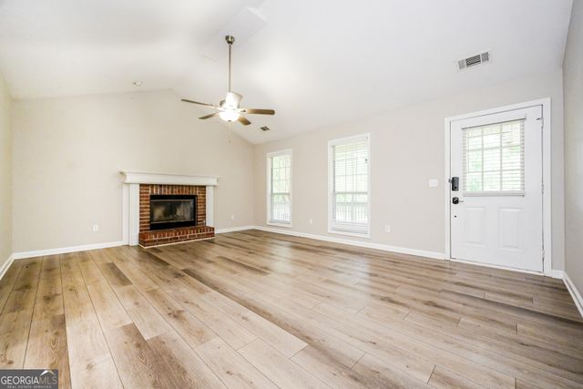 207 Lafayette Street, Locust Grove, GA 30248