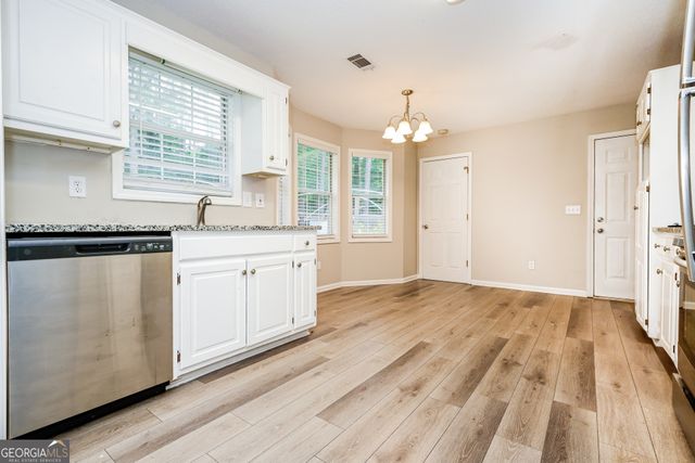 207 Lafayette Street, Locust Grove, GA 30248