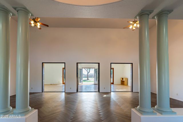 9295 S BRYERLY Drive, Hereford, AZ 85615