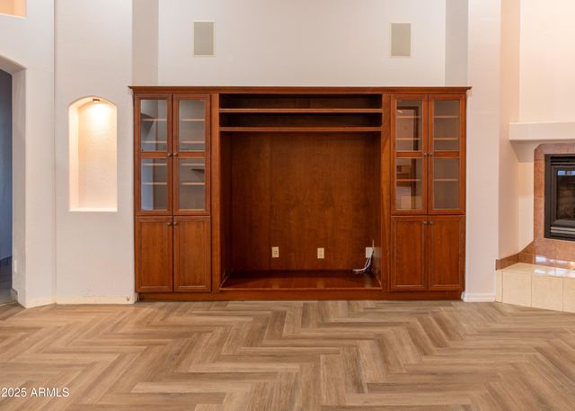 9295 S BRYERLY Drive, Hereford, AZ 85615