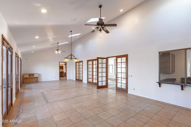 9295 S BRYERLY Drive, Hereford, AZ 85615