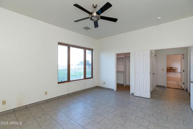 9295 S BRYERLY Drive, Hereford, AZ 85615