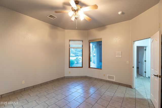 9295 S BRYERLY Drive, Hereford, AZ 85615