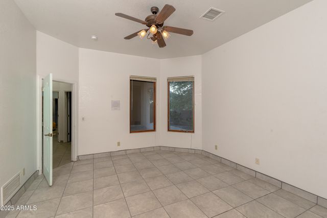 9295 S BRYERLY Drive, Hereford, AZ 85615