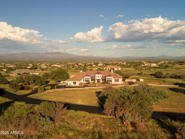 9295 S BRYERLY Drive, Hereford, AZ 85615