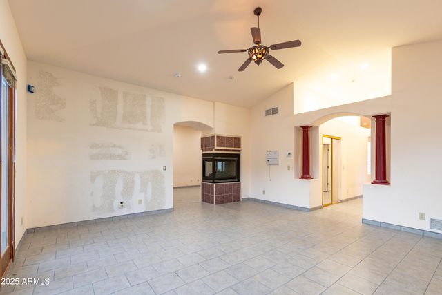 9295 S BRYERLY Drive, Hereford, AZ 85615