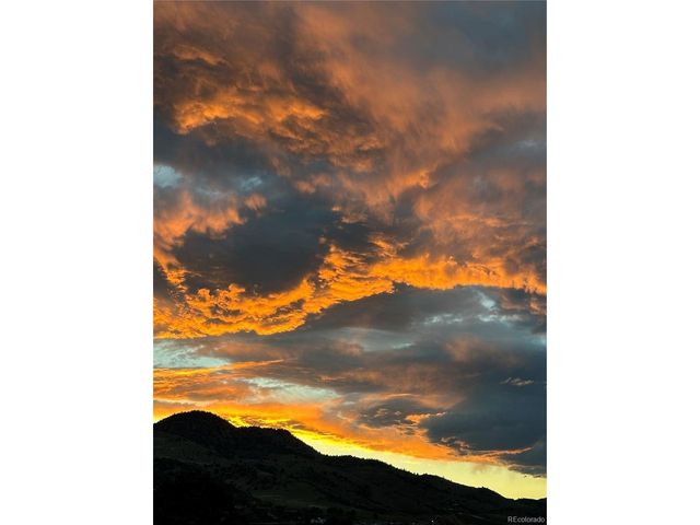 16213 Red Deer Ct, Morrison, CO 80465
