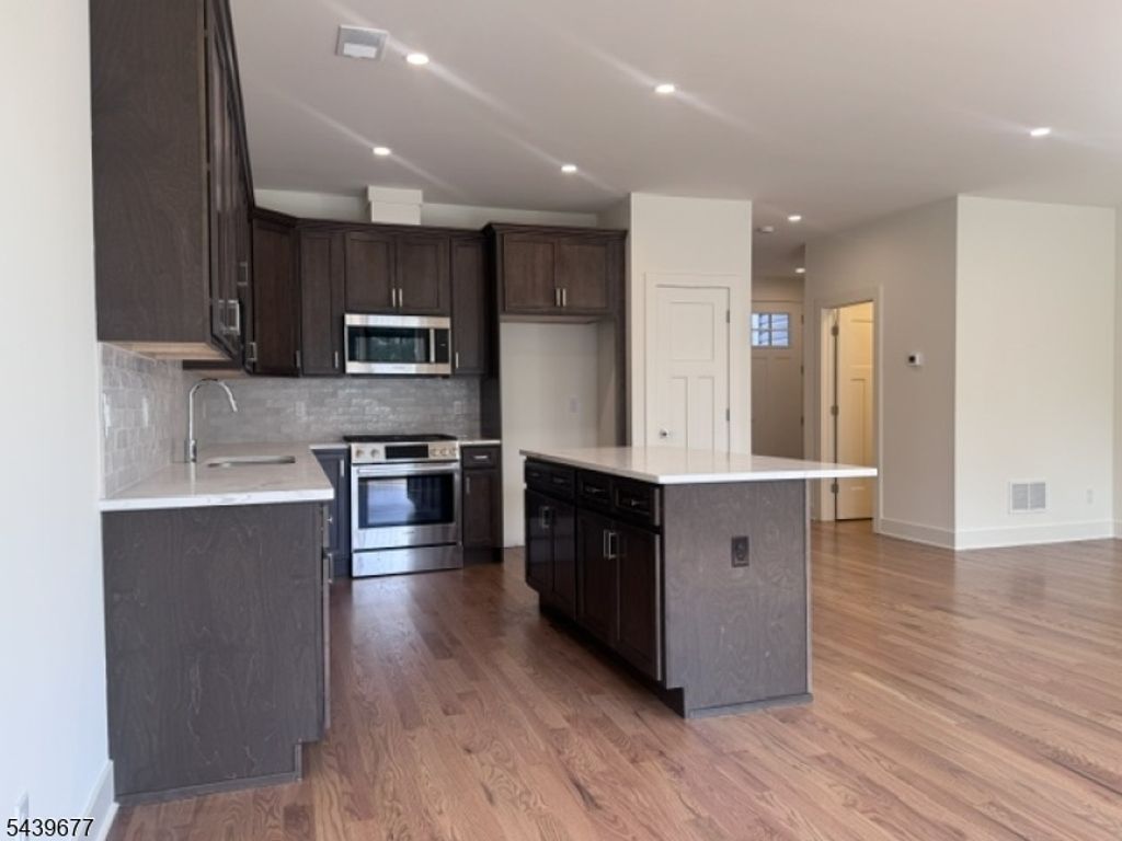 40 Mildred Gill Lane 40, Denville Twp., NJ 07834 — photo 4