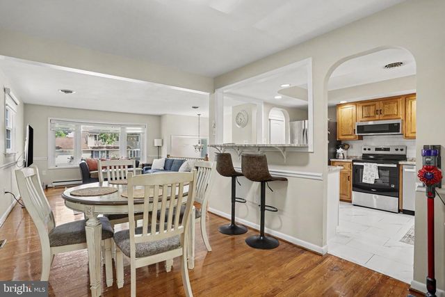 2148 SHERWAL AVE, Lancaster, PA 17601