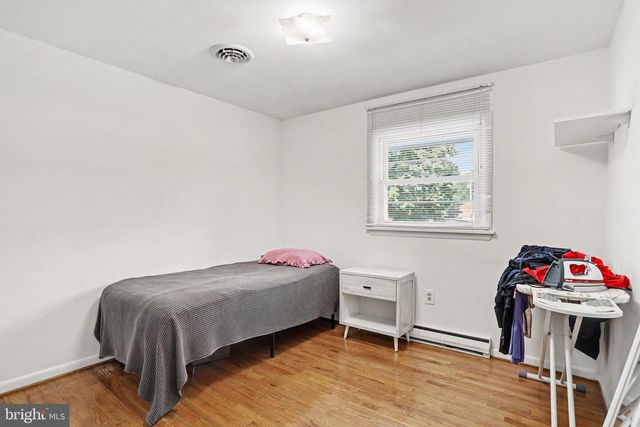 2148 SHERWAL AVE, Lancaster, PA 17601