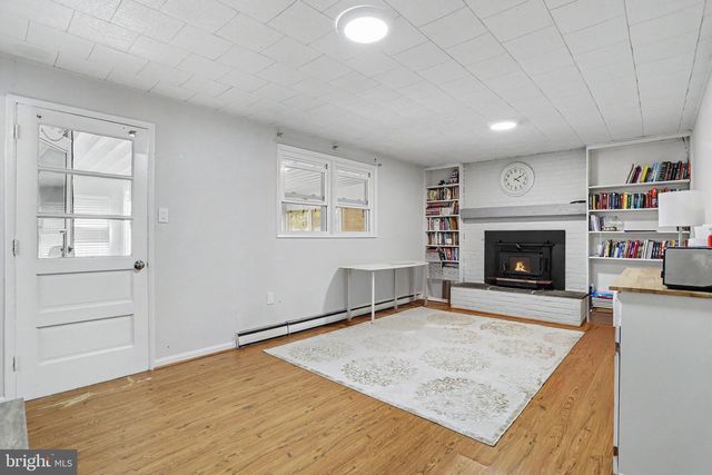 2148 SHERWAL AVE, Lancaster, PA 17601