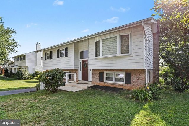 2148 SHERWAL AVE, Lancaster, PA 17601