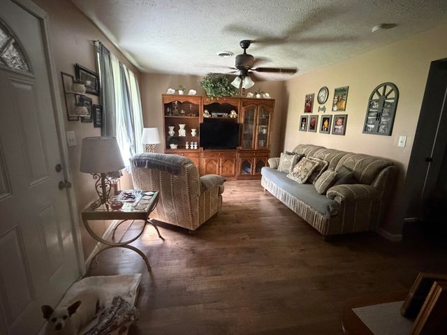 212 N 5th Street, Williamsburg, KY 40769