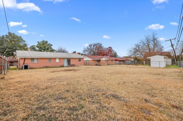 8724 Guadalupe Road, Fort Worth, TX 76116