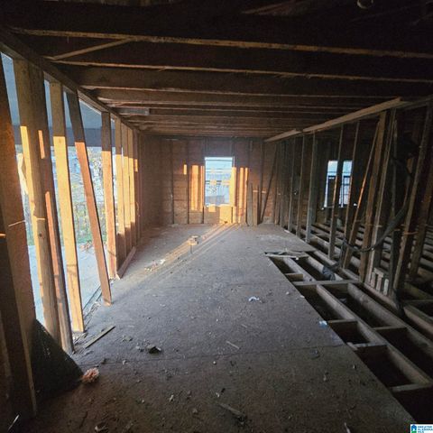 825 5TH AVENUE N, Bessemer, AL 35020