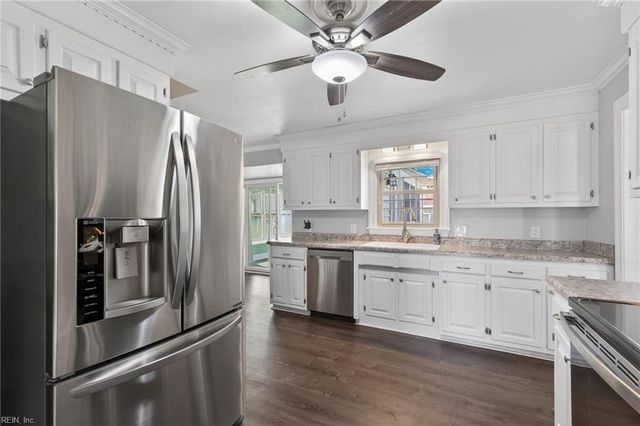 912 Vikingfield TER, Chesapeake, VA 23322