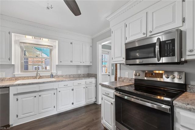 912 Vikingfield TER, Chesapeake, VA 23322