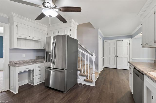 912 Vikingfield TER, Chesapeake, VA 23322