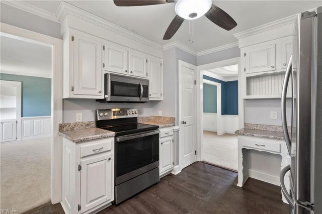 912 Vikingfield TER, Chesapeake, VA 23322