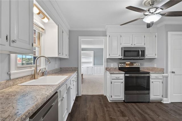 912 Vikingfield TER, Chesapeake, VA 23322