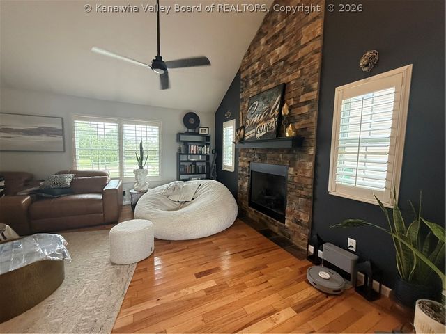 66 Fieldstone Drive, Fraziers Bottom, WV 25082