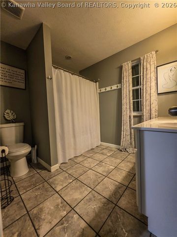 66 Fieldstone Drive, Fraziers Bottom, WV 25082
