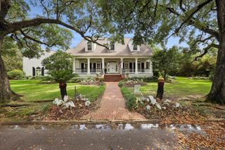 1007 Pine Avenue, Orange, TX 77630