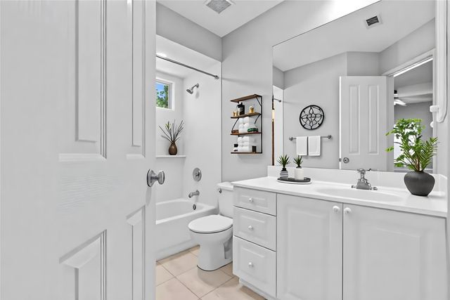 39 Fortuneberry Place, The Woodlands, TX 77382