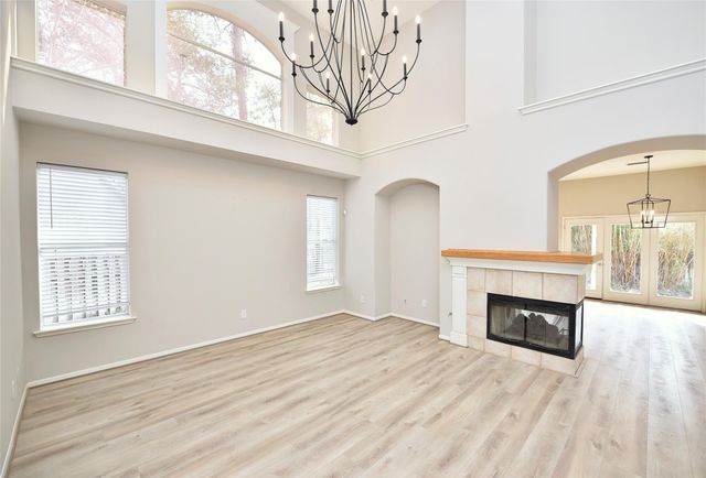 39 Fortuneberry Place, The Woodlands, TX 77382
