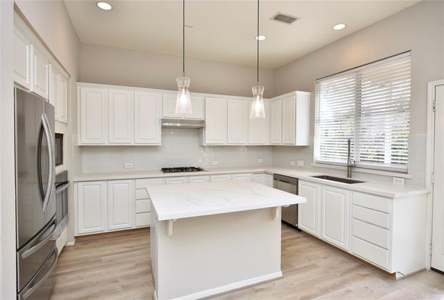39 Fortuneberry Place, The Woodlands, TX 77382