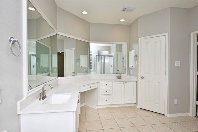39 Fortuneberry Place, The Woodlands, TX 77382