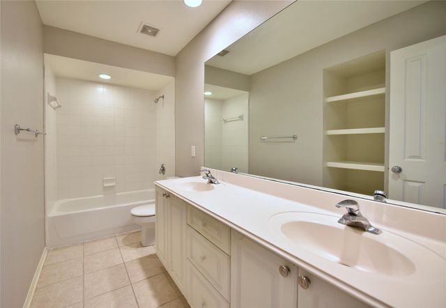 39 Fortuneberry Place, The Woodlands, TX 77382